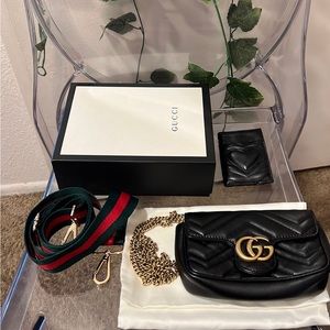 Gucci GG Marmont matelassé leather super mini bag